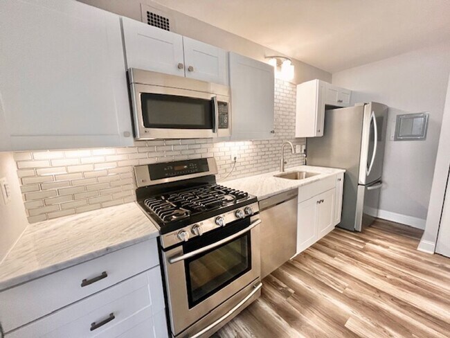 Foto del edificio - 4515 Willard Ave