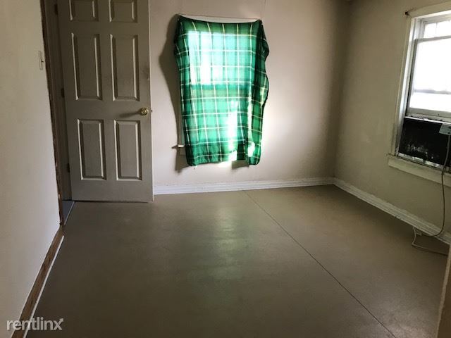 Building Photo - 2 br, 1 bath House - 2251 S Mosley St