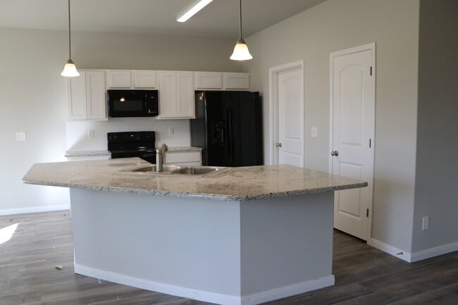 Foto del edificio - 612 Parkfield Ln