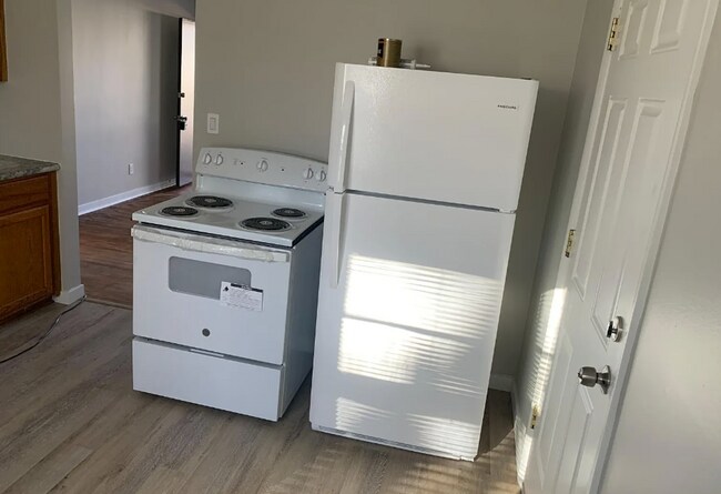 Foto del edificio - 2 Bed 1 Bath in South Wichita