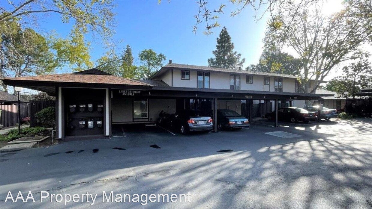 Primary Photo - 2 br, 1.5 bath House - 5510 Roundtree Driv...