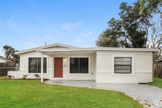 Building Photo - 6808 Ravenna Ave