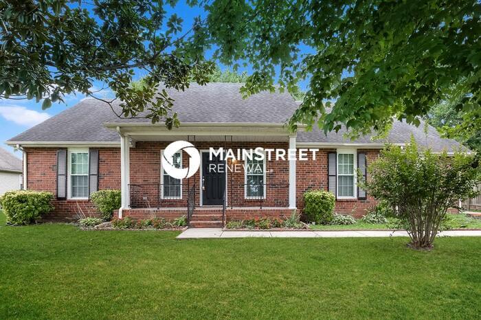 Primary Photo - 2319 Centertree Dr