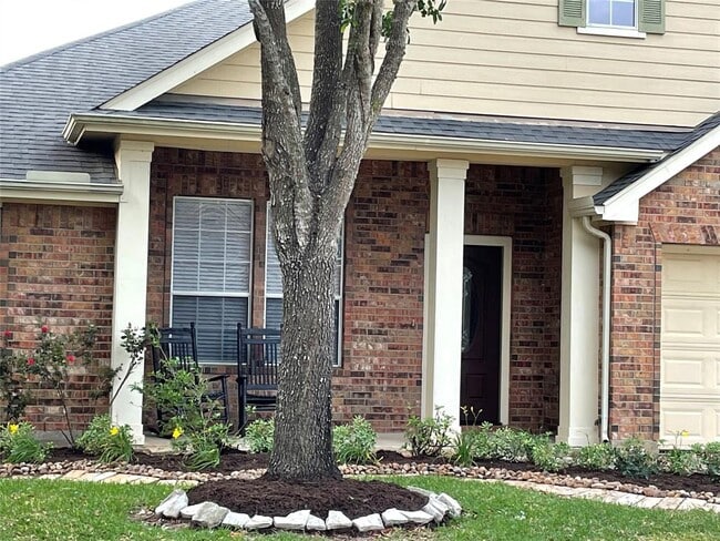 Building Photo - 28014 Wind Hawk Dr