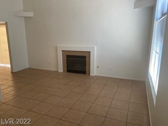 Building Photo - 8448 Majestic View Ave