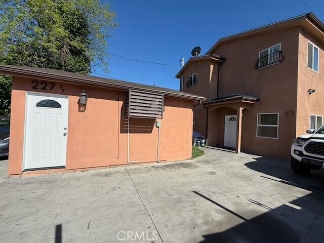 Foto del edificio - 227 E 84th St