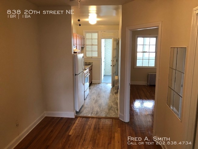 Foto del edificio - 838 20th St NE