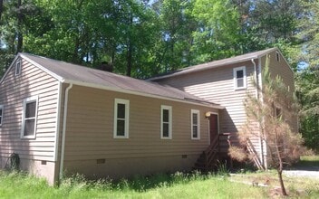 Building Photo - 11130 Hames Ln