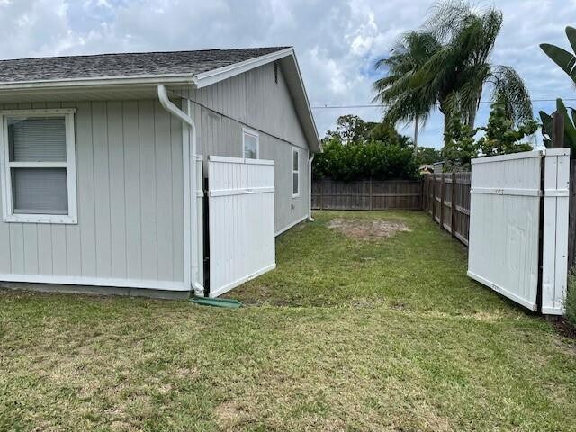 Building Photo - 1793 SE Lafayette St