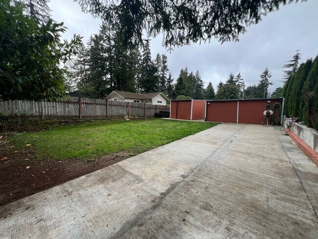 Foto del edificio - 1763 Harrison Ave SE