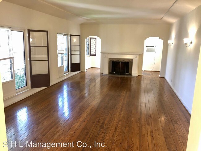 Building Photo - 361-363 N Mansfield Ave