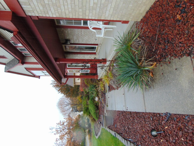 Building Photo - 2893 Treyburn Ln