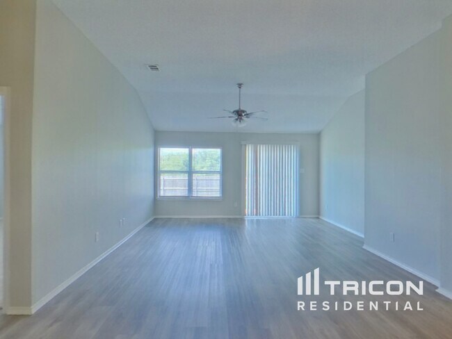 Foto del edificio - 6709 Bison Trail