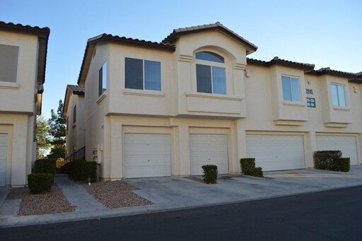 Primary Photo - 7241 Indian Creek Ln