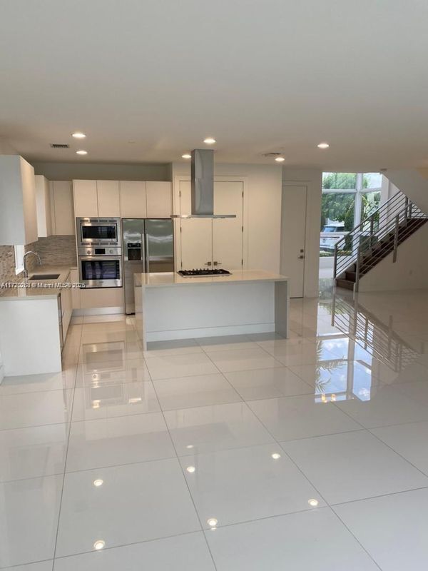 Foto del edificio - 9867 NW 75th Terrace