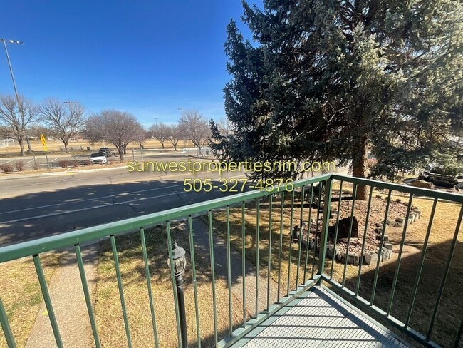 Building Photo - 1151 E Navajo St