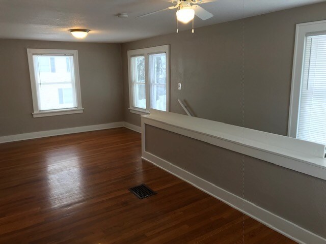 Building Photo - 3933 Fisher