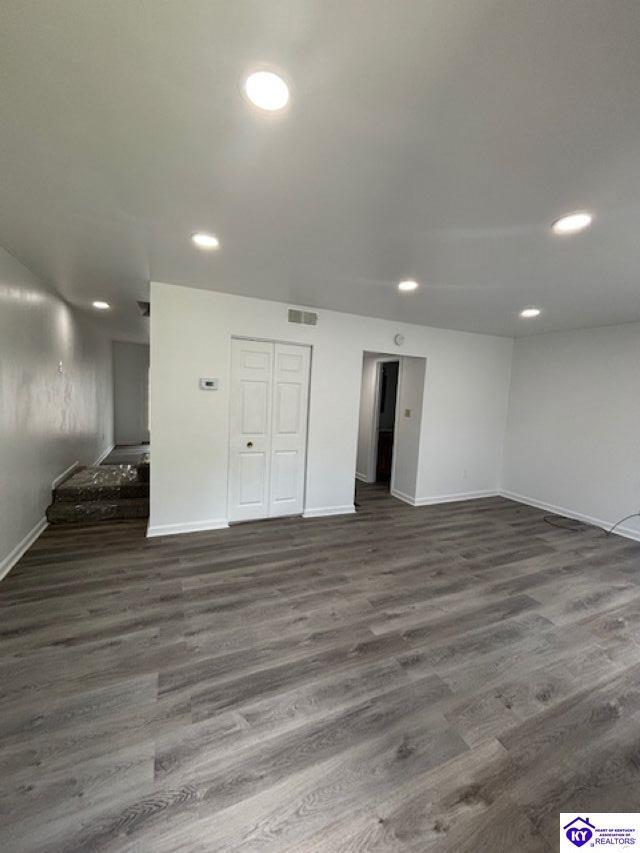 Building Photo - 1204 Clear Ridge Ln