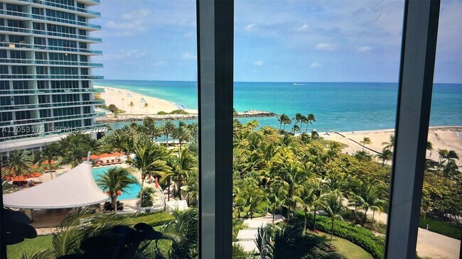 Foto del edificio - 10275 Collins Ave