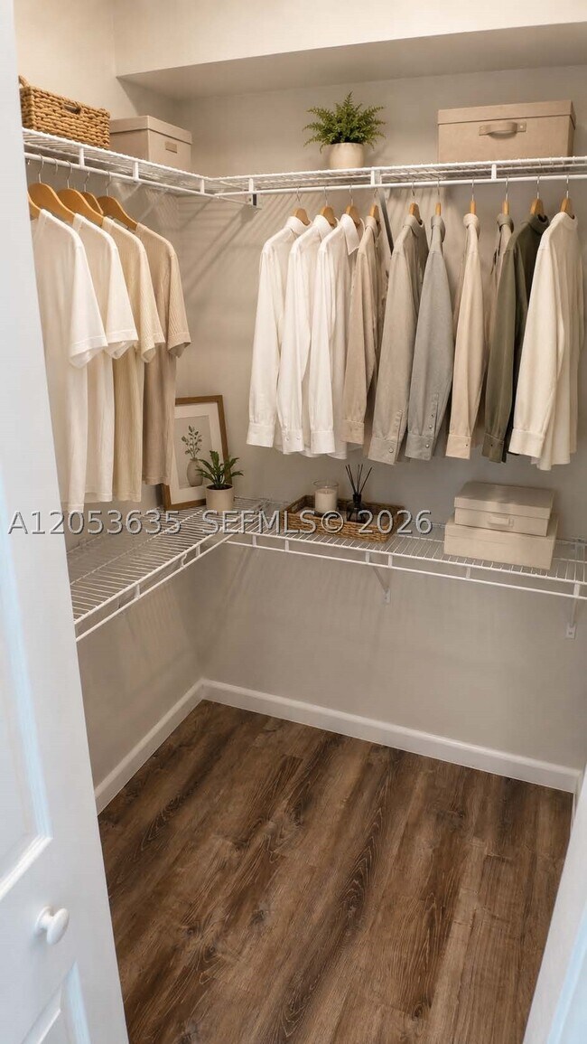 Foto del edificio - 11050 SW 196th St