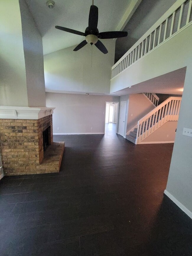 Building Photo - 2119 Misty Meadow Ct