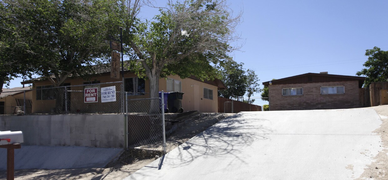 Foto principal - 15521-15531 4th St