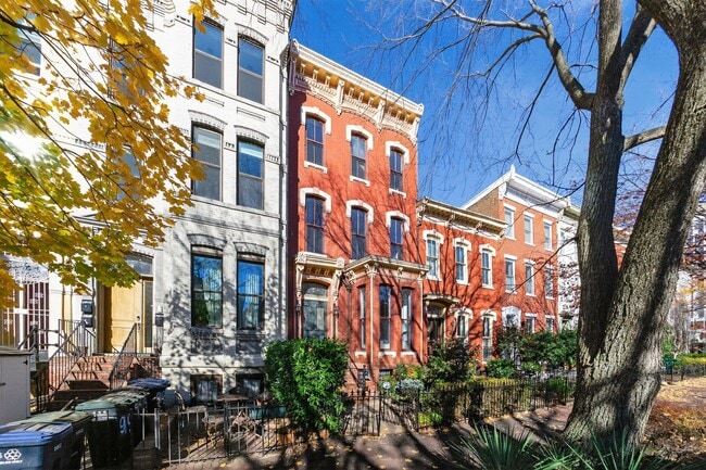 Building Photo - 917 O St NW