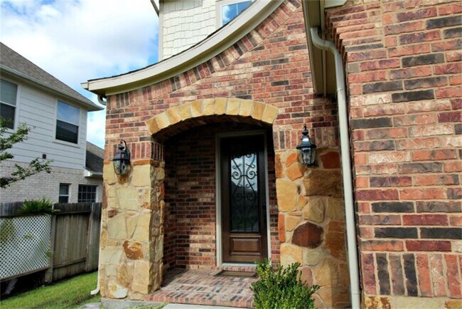 Building Photo - 21411 Avalon Queen Dr