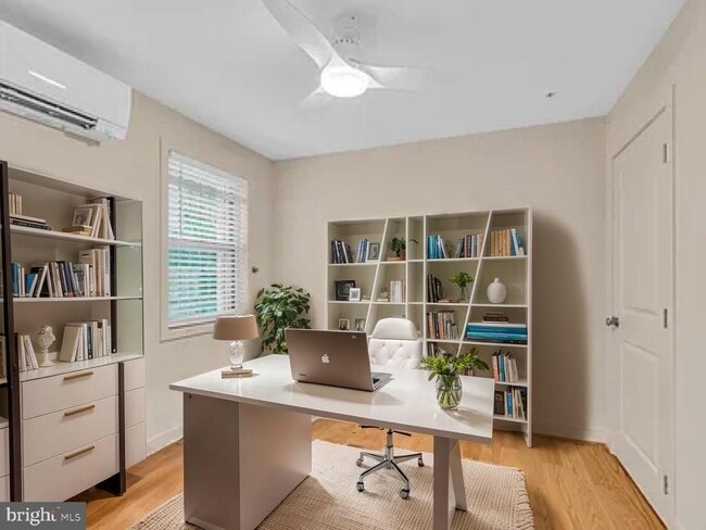 Building Photo - 220 2nd St SE