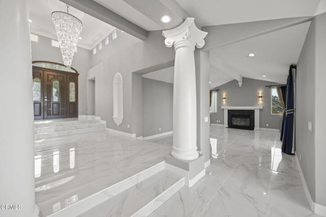 Foto del edificio - 40 Saddlebow Rd