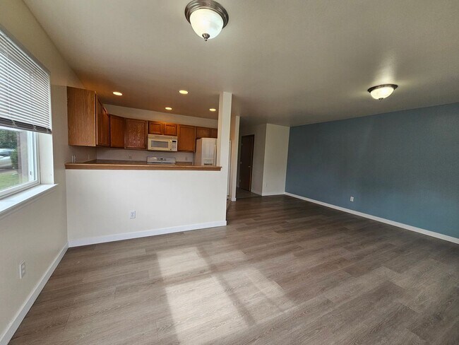 Foto del edificio - Beautiful 3 bedroom townhouse