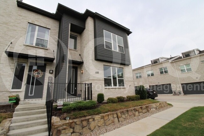 Foto del edificio - 618 Arapaho Dr