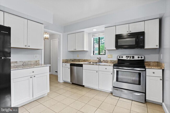 Foto del edificio - 10667 Muirfield Dr