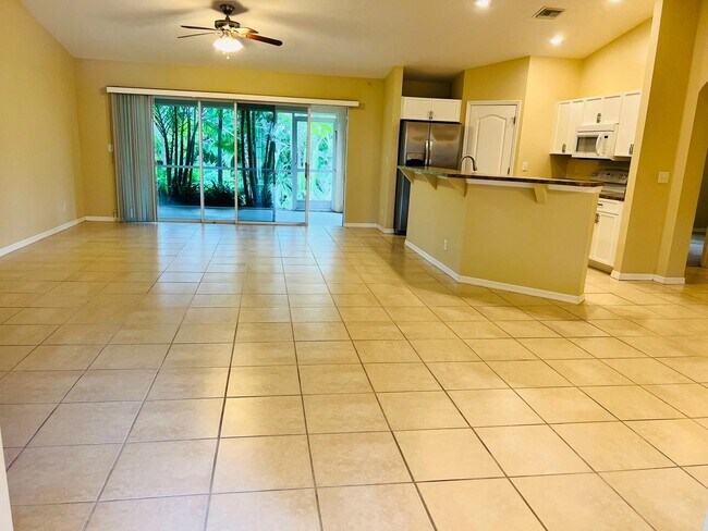Foto del edificio - 1214 NE 19th Ct