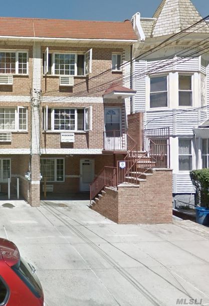 Primary Photo - 3729 Olinville Ave