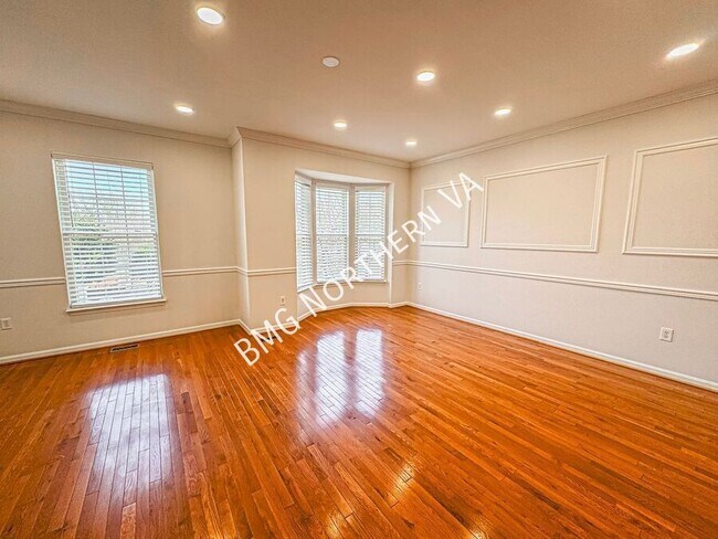 Foto del edificio - 4647 Flatlick Branch Dr