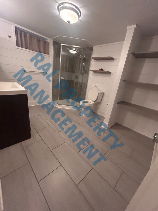 Foto del edificio - 3 bedroom, 1.5 bathroom home located in Wa...