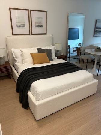 Building Photo - 150 James Rd