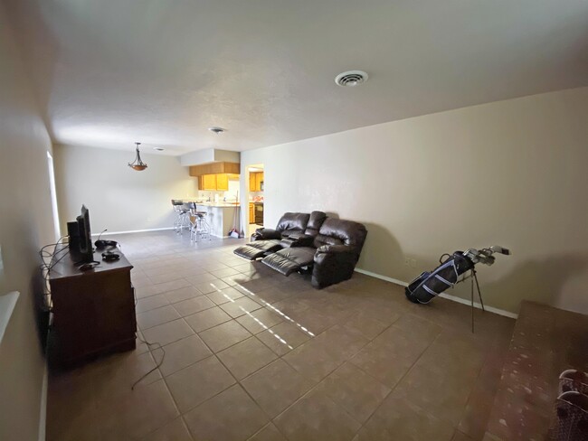 Foto del edificio - 4115 N Grimes St