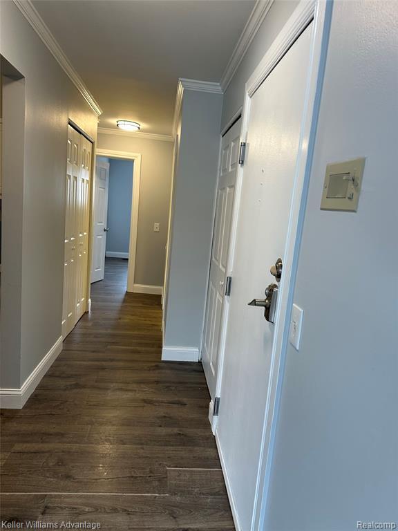 Foto del edificio - 653 E Fox Hills Dr