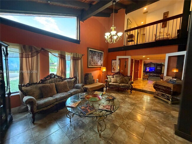 Foto del edificio - 633 NE 204th Ln