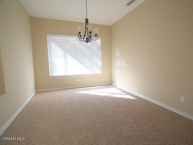 Building Photo - 276 Chantilly Cir