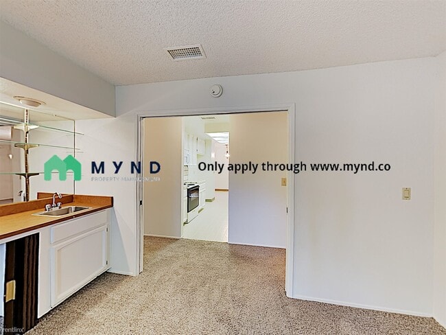 Building Photo - 2 br, 2 bath House - 2474 American River Dr