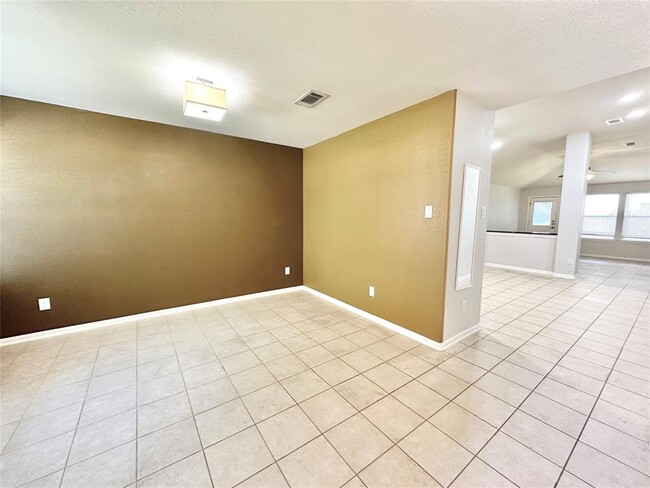 Building Photo - 18314 Cimmaron Oak Ln