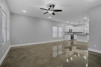 Foto del edificio - 412 W Monterey St