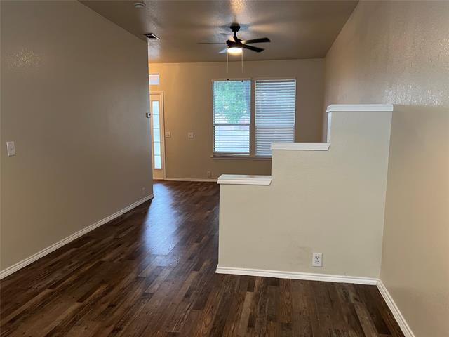 Building Photo - 10605 Astor Dr