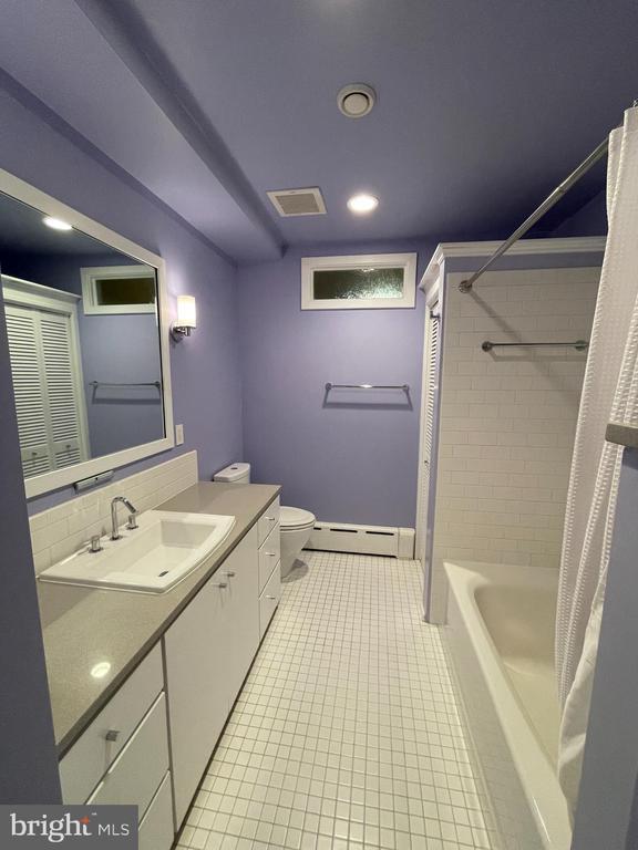 Foto del edificio - 2442 20th St NW