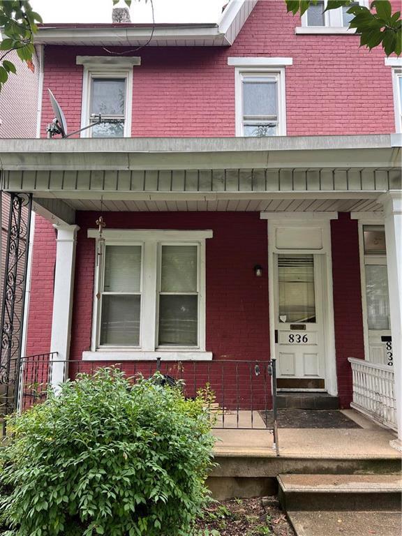 Primary Photo - 836 Delaware Ave