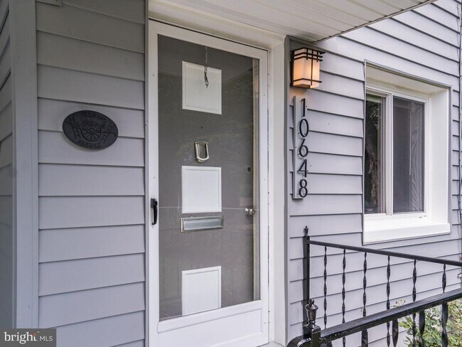 Foto del edificio - 10648 Ashby Pl
