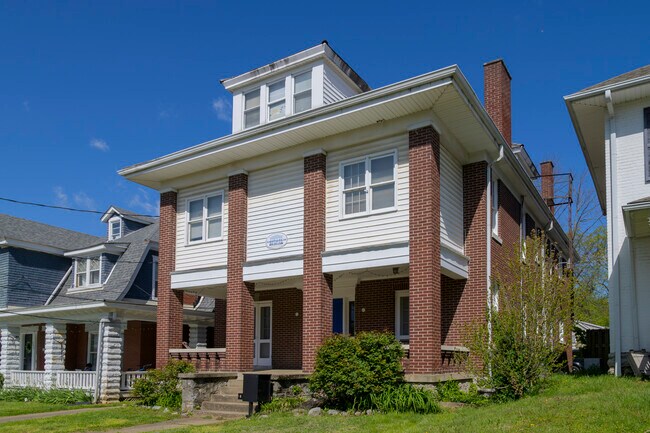 Foto del edificio - Kampus Properties STUDENT HOUSING